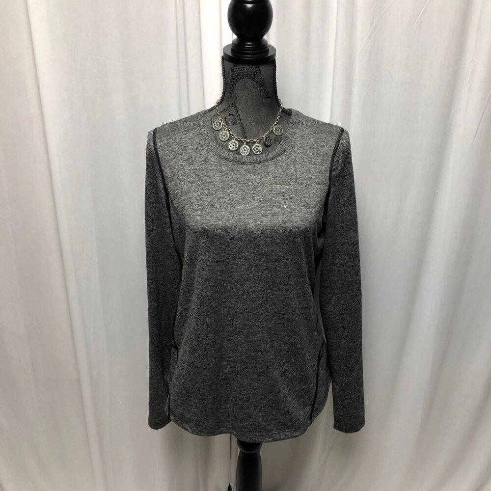 Tek Gear Gray Long Sleeve Athletic Top Womens Size Medium Athleisure Minimalist